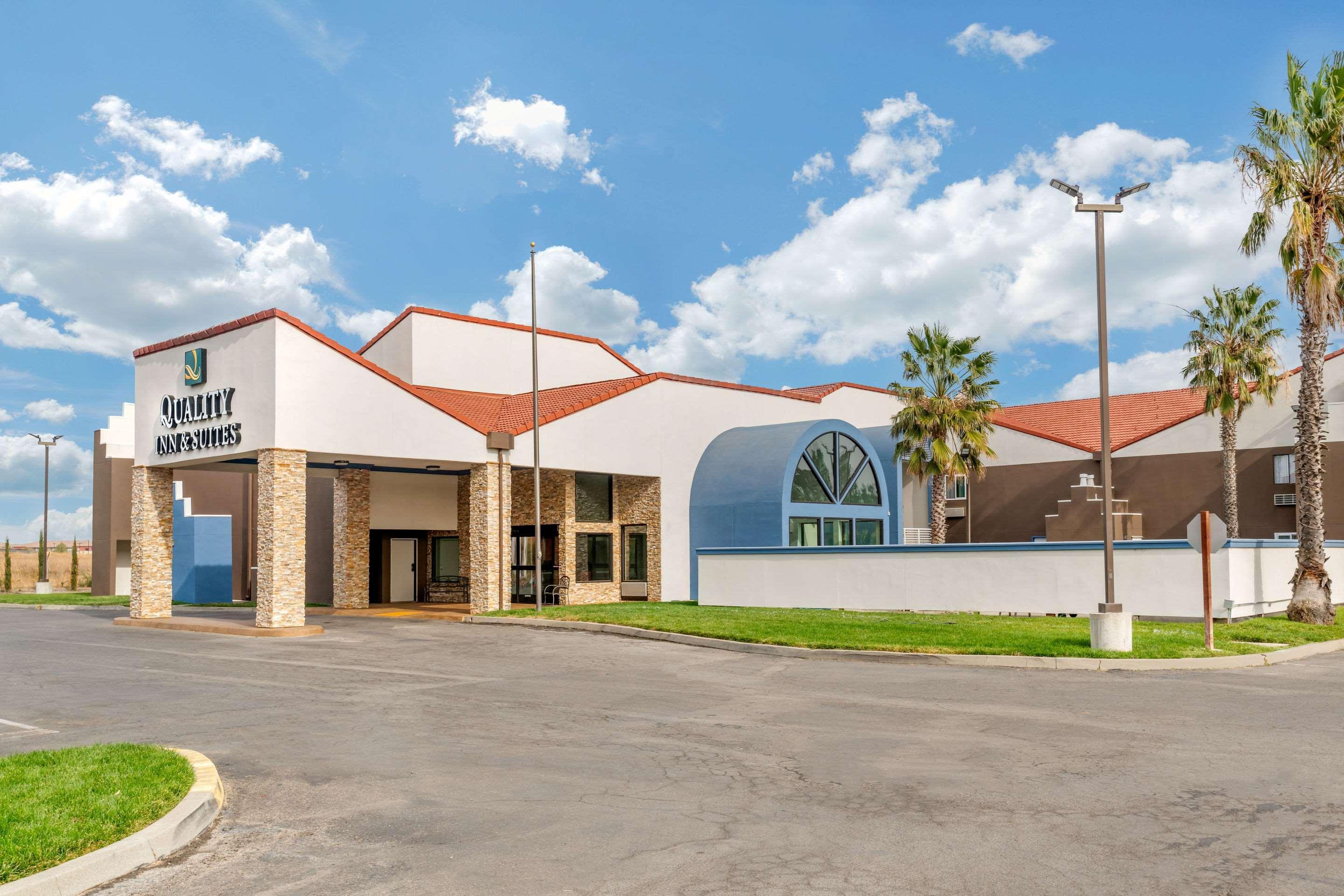 Quality Inn & Suites Vacaville Exterior foto